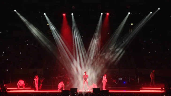 Chris scott lighting designer young voices 5